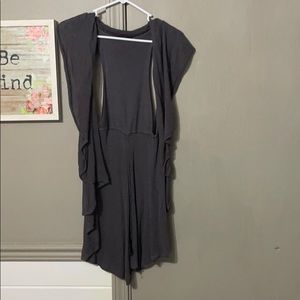 Sleeveless cardigan sweater